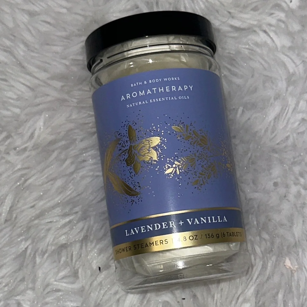 Bath & Body Works Aromatherapy Lavender Vanilla‎ Shower Steamers - Blue and Gold